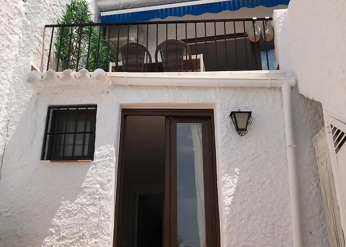 Apartamento Cozy House With Sea View, Garden & Pool *