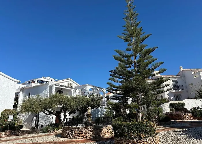 Cozy House With Sea View, Garden & Pool * Nerja