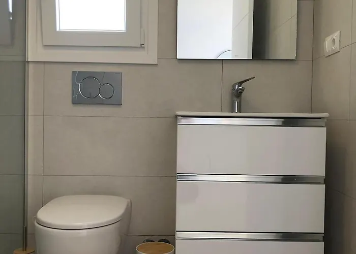 Cozy House With Sea View, Garden & Pool Apartamento