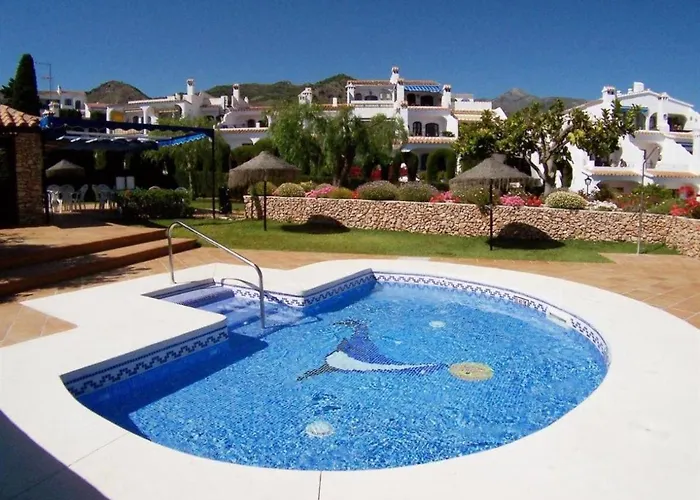 Cozy House With Sea View, Garden & Pool *