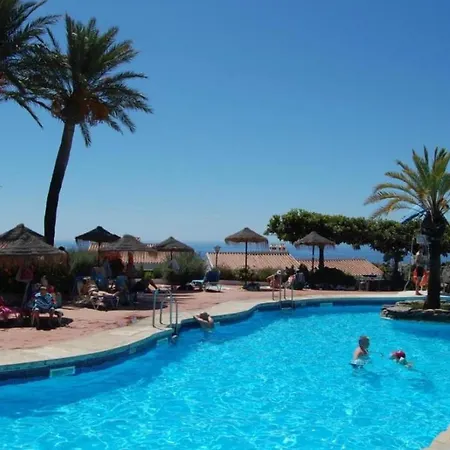 Cozy House With Sea View, Garden & Pool Daire Nerja