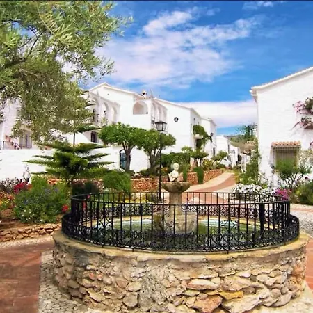 Cozy House With Sea View, Garden & Pool Διαμέρισμα *