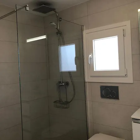 Appartamento Cozy House With Sea View, Garden & Pool *