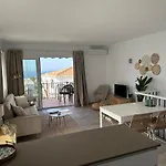 Cozy House With Sea View, Garden & Pool *